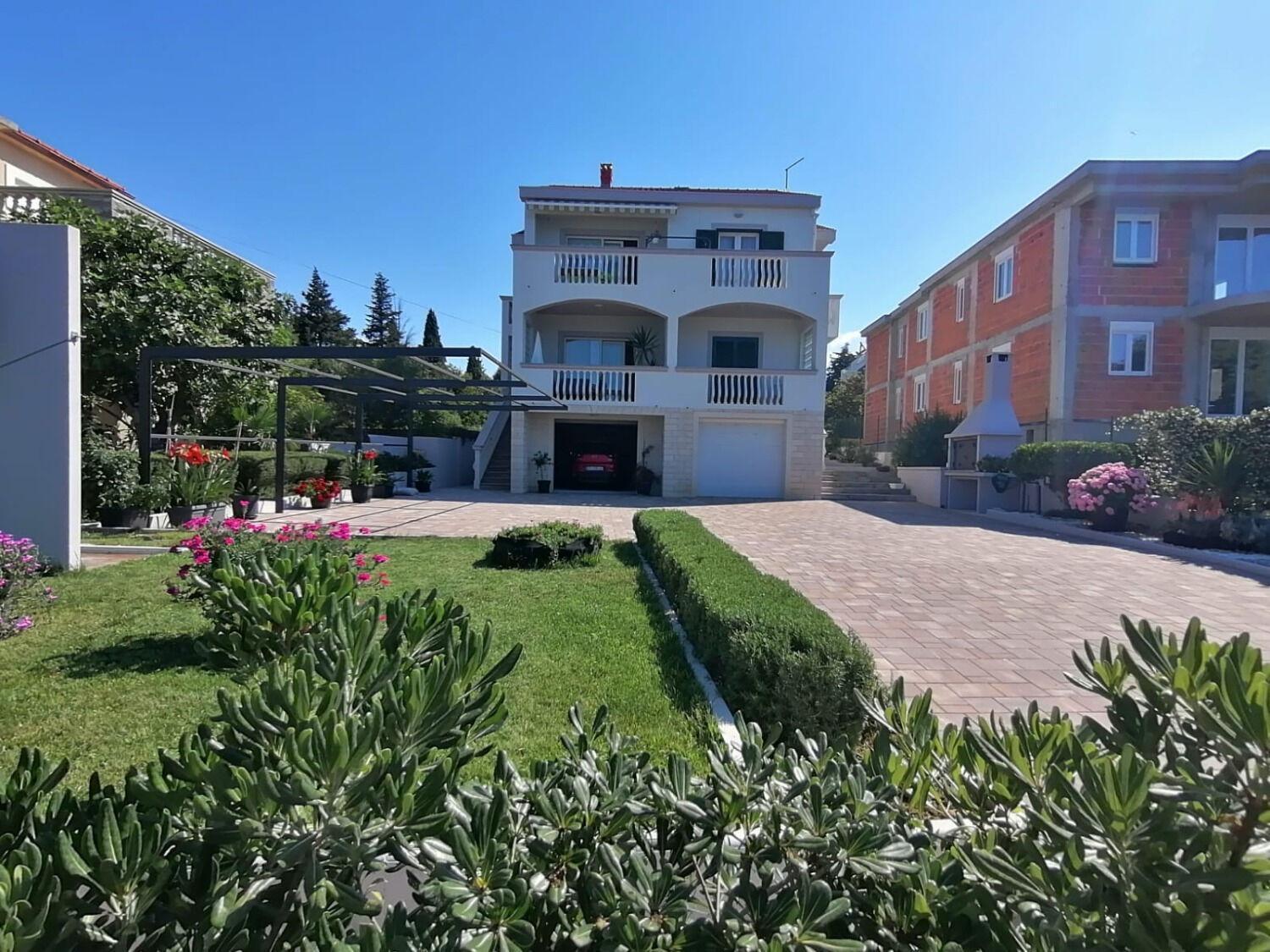 Apartments Petin Задар Екстериор снимка